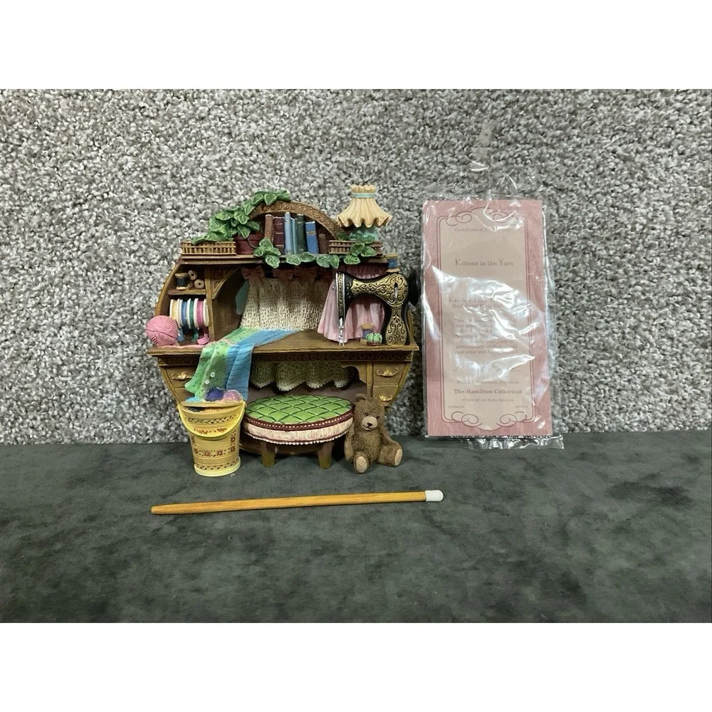 1996 Hamilton Collection Kittens in the Yarn Knick Knack Kitty Cats Yencho